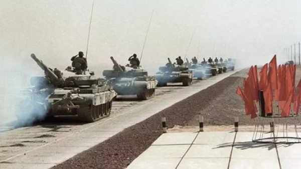 Nhận thấy những ảnh hưởng cực kỳ to lớn của cuộc chiến tại Afghanistan tới nền kinh tế có phần đang dần kiệt quệ của Moscow, Quân đội Liên Xô đã quyết định rút quân khỏi chiến trường này.