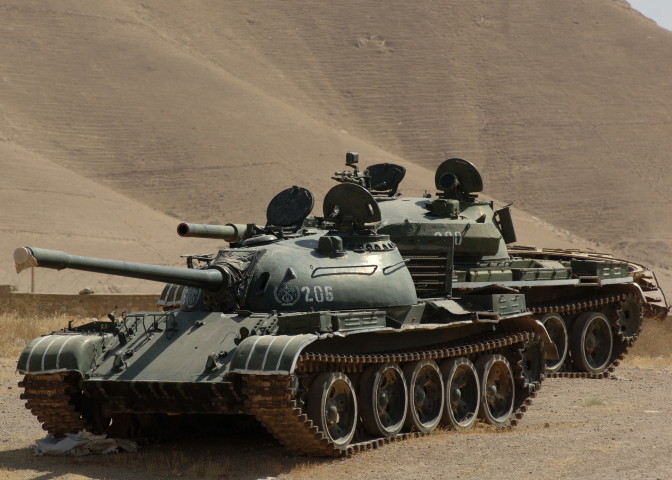 Là phiên bản cải tiến sâu từ xe tăng chủ lực T-55, xe tăng T-62 có thiết kế "thời thượng" ở thời điểm nó ra mắt, với trọng tâm thấp, kích thước nhỏ và hỏa lực vượt trội.
