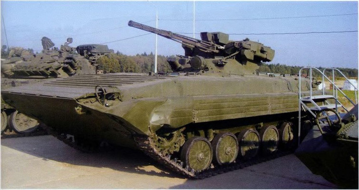 Sau khi sản xuất những mẫu đầu tiên và tham gia cuộc duyệt binh ở Kiev vào tháng 8/2001, nhà máy thông báo rằng họ có kế hoạch sản xuất 400 chiếc BMP-1U cho Quân đội Ukraine. Tuy nhiên thực tế chỉ có khoảng 50 chiếc hoàn thành.