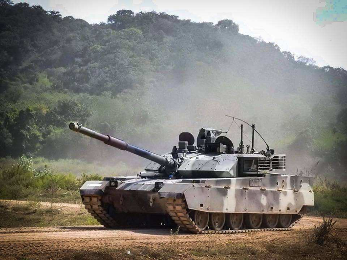 Theo truyền thông Trung Quốc, xe tăng chủ lực VT-4 của Pakistan sẽ mang lại lợi thế lớn cho nước này trong một cuộc xung đột ở khu vực Kashmir, khi mà địa hình trong khu vực này là hết sức phức tạp.