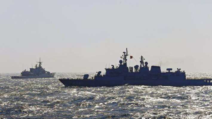 Cho đến nay, Ukraine đang mở không phận cho các thiết bị của NATO một cách lẻ tẻ, nhưng xu hướng này có thể đe dọa Nga. Tháng 9-2020, Kiev lần đầu tiên cho phép máy bay ném bom chiến lược B-52H Stratofortress vào lãnh thổ của mình.