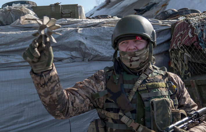 Trong bối cảnh tình hình ở Donbass trở nên trầm trọng hơn, Moskva đang tiến hành hàng loạt cuộc tập trận quy mô lớn trên hướng chiến lược Tây Nam.