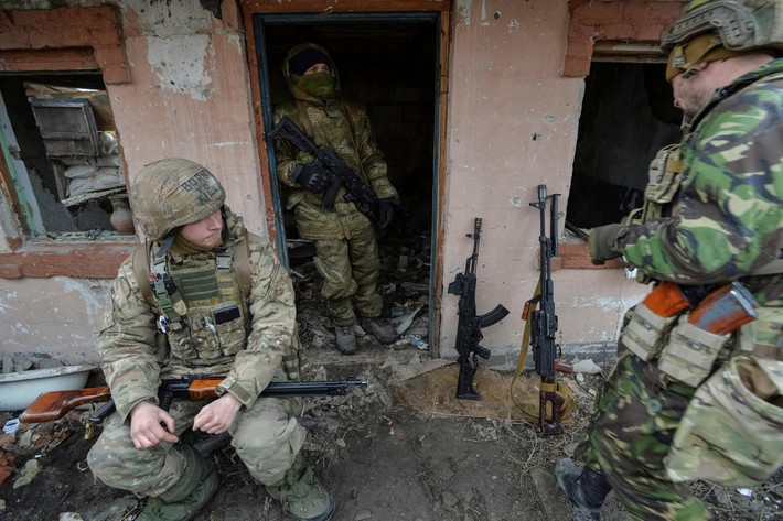 Đây là kịch bản mà Ukraine không thể bỏ qua, nhất là khi Tổng thống Vladimir Putin từng tuyên bố thẳng thừng rằng ông ta sẽ không bỏ rơi Donbass.