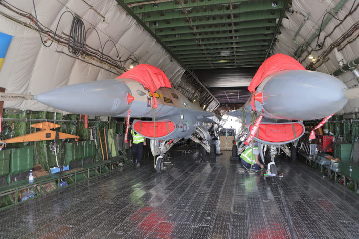 Thông tin về việc Israel bán lô 29 tiêm kích F-16 cho một công ty tư nhân của Canada đã khiến nhiều người bất ngờ, nhất là với mức giá quá rẻ của chúng.