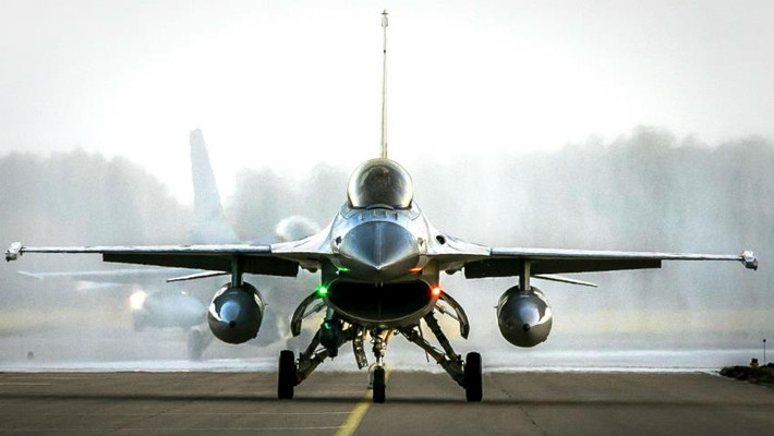 Cuối cùng là về phiên bản tiêm kích F-16 mà Israel rao bán, thực chất chỉ toàn là phiên bản F-16A và F-16B - những phiên bản đầu tiên của loại tiêm kích này.