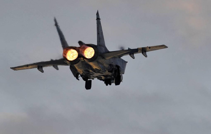 Ông Knutov cũng nhắc lại rằng máy bay chiến đấu MiG-31 được trang bị radar rất mạnh và vũ khí tên lửa đầy uy lực, điều mà tất cả các đối thủ tiềm tàng đều biết đến.