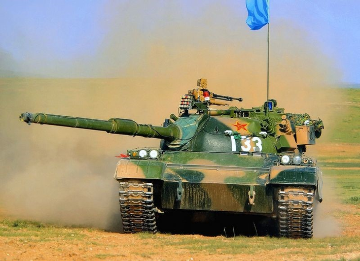 Trung Quốc thậm chí còn xuất khẩu xe tăng Type 80 ra nước ngoài, với phiên bản được mang định danh Type 85 với biệt danh "Cơn Bão".