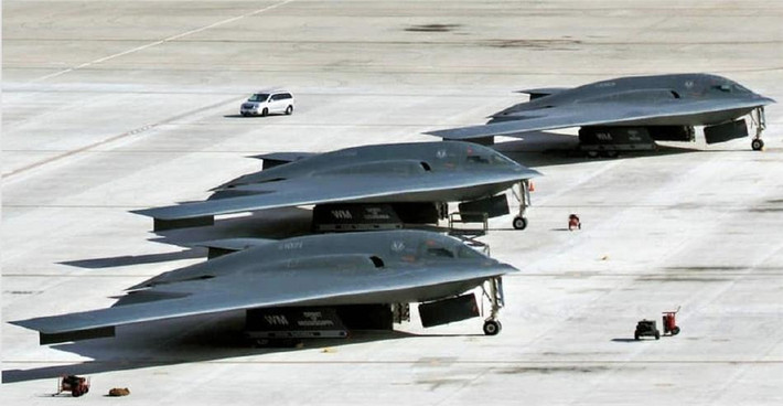 Có thể khẳng định, vào thời điểm được ra mắt, máy bay ném bom B-2 Spirit của Mỹ được trang bị những công nghệ hàng không hiện đại bậc nhất.