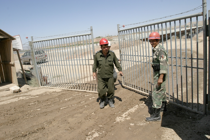 Tờ Avia của Nga cho biết, có vẻ như quốc gia này sẽ sớm tuyên chiến với Taliban, khi mà tình hình an ninh ở khu vực biên giới giữa Afghanistan và Tajikistan, đang ngày càng trở nên căng thẳng.