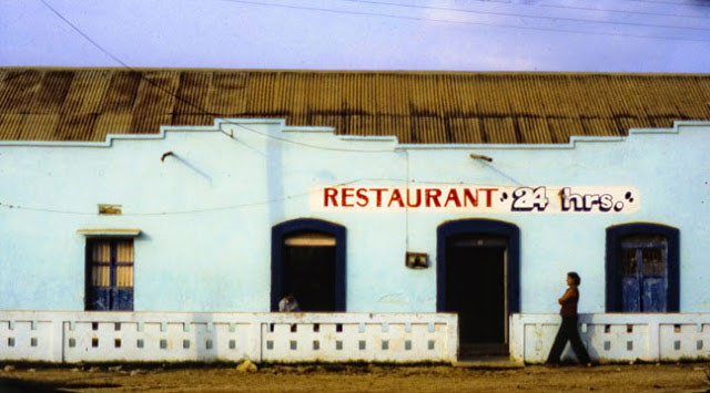 Một nhà hàng ở Mexico năm 1980. Ảnh VT