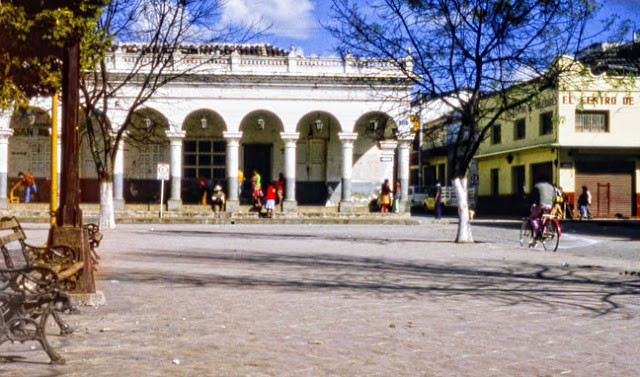 Một góc thanh bình ở một thị trấn của Mexico. Ảnh VT