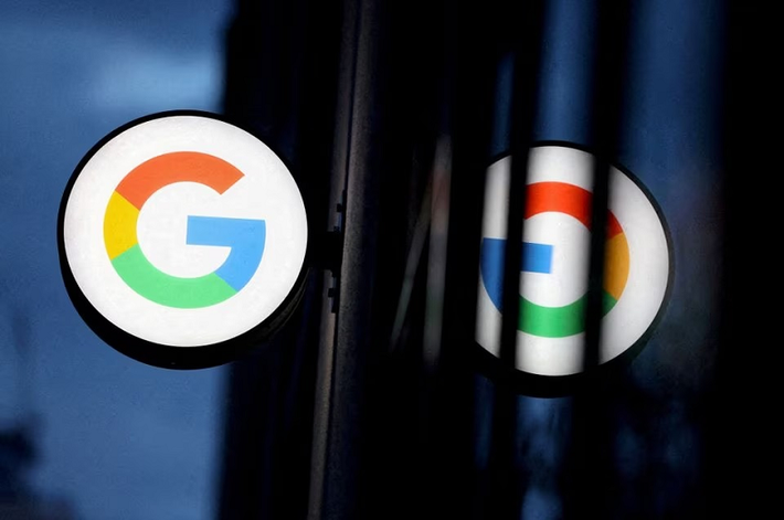 Theo báo cáo, mức độ phổ biến đáng kinh ngạc của ChatGPT đã khiến ban quản lý của Google tuyên bố tình trạng “mã đỏ” báo động.”Gã khổng lồ” tìm kiếm của Mỹ đã lên kế hoạch chi tiết để công nghệ AI có thể thay đổi hoàn toàn cách mọi người tìm kiếm thông tin trực tuyến.