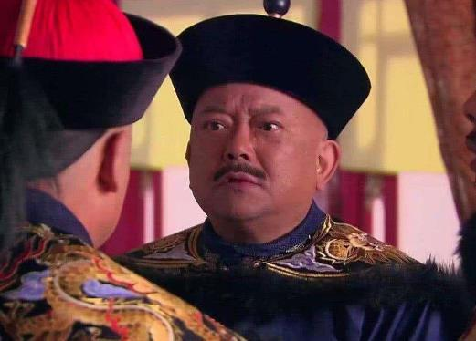 Ngày hôm sau, khi Vĩnh Quý vừa tố cáo tội trạng, Hòa Thân lập tức dâng tấu chương của mình lên. Càn Long vốn sủng ái Hòa Thân, cho rằng Hòa Thân đích thị bị An Minh lừa. Hòa Thân được tha tội, chỉ bị giáng 2 cấp từ tam phẩm xuống ngũ phẩm. An Minh thì không được may mắn như vậy, bị xử tử lăng trì.