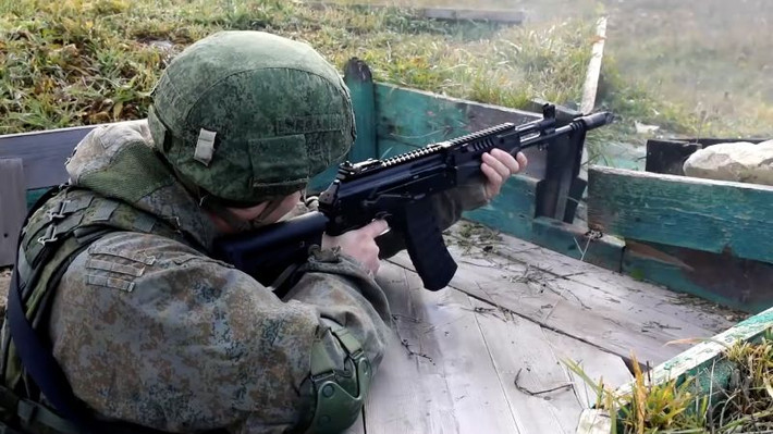 Vẫn chưa rõ AK-12 phiên bản tối giảm này có được Nga xuất khẩu trong tương lai hay không. Tuy nhiên không loại trừ khả năng, thiết kế này sẽ sớm được Kalashnikov thương mại hóa.