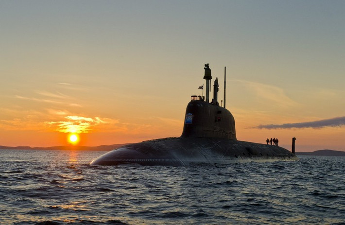 Quá trình đóng mới kéo dài tới 17 năm cũng biến tàu ngầm K-560 Severodvinsk thành một trong những tàu ngầm có thời gian thi công đóng mới lâu nhất lịch sử.