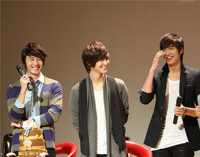 Nhóm mỹ nam của Lee Min Ho: Nhóm gồm 3 thành viên đều là các diễn viên trẻ: Lee Min Ho, Kim Bum và Jung II Woo. Họ từng đóng chung phim với nhau. Jung IL Woo tham gia bộ phim Gia đình là số 1 đã thân thiết với Kim Bum. Trong khi đó Kim Bum lại có mối quan hệ tốt với Lee Min Ho qua bộ phim Vườn sao băng. Hội anh em mỹ nam này thường xuyên xuất hiện trong fanmeeting để ủng hộ bạn của mình.