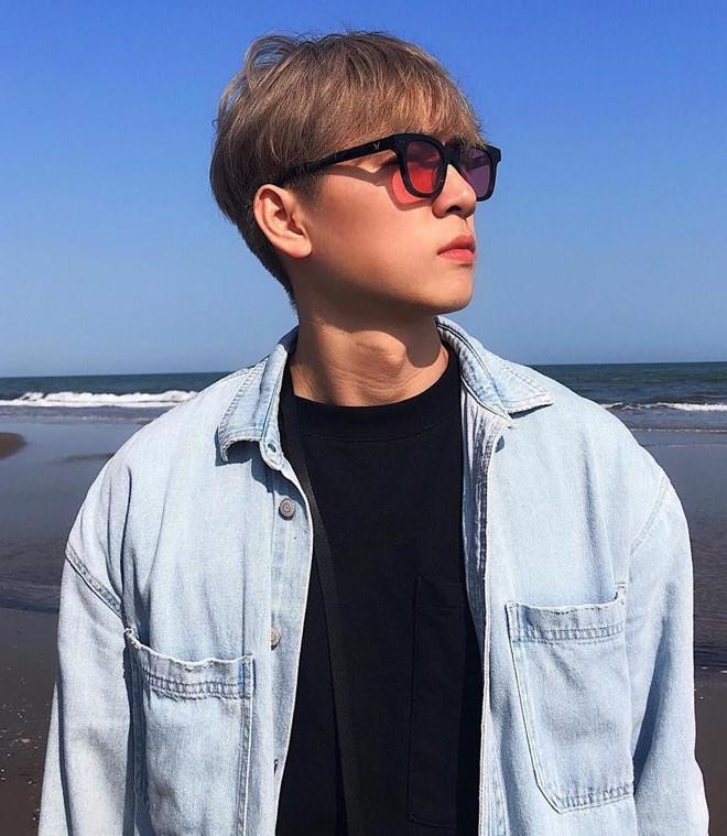 Sau khi trở thành hiện tượng mạng, hot boy Hà thành tham gia làm người mẫu ảnh, đóng MV. Anh còn xuất hiện trong một số phim truyền hình như Mặt nạ da người, Lời ru mùa đông, sitcom Chuyện chúng mình, Những phóng viên vui nhộn...