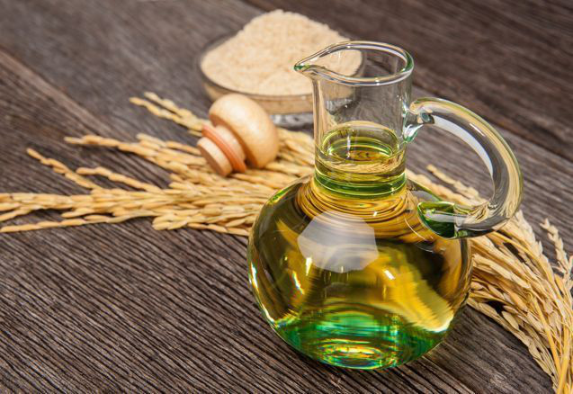 Tốt cho những người bị tiểu đường - Các nghiên cứu cho thấy, dầu cám gạo có thể hạ lượng đường trong máu khoảng 30%.