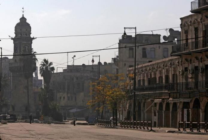 Quảng trường Bab al-Faraj ở Thành cổ Aleppo sáng 12/12. Ảnh Reuters