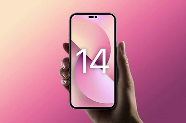Dòng 14 Pro sẽ có camera chính với độ phân giải 48 megapixel cùng khả năng quay phim 8K. Còn hai bản tiêu chuẩn vẫn sử dụng camera 12 megapixel giống thế hệ trước. Cổng Lightning trên iPhone 14 Pro cũng sẽ được nâng cấp tốc độ cao hơn.