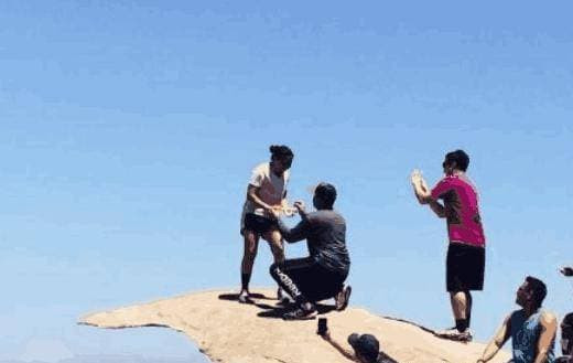 Tảng đá "nguy hiểm" nhất thế giới mỏng như miếng khoai tây chiên - Hình 4 Tang da