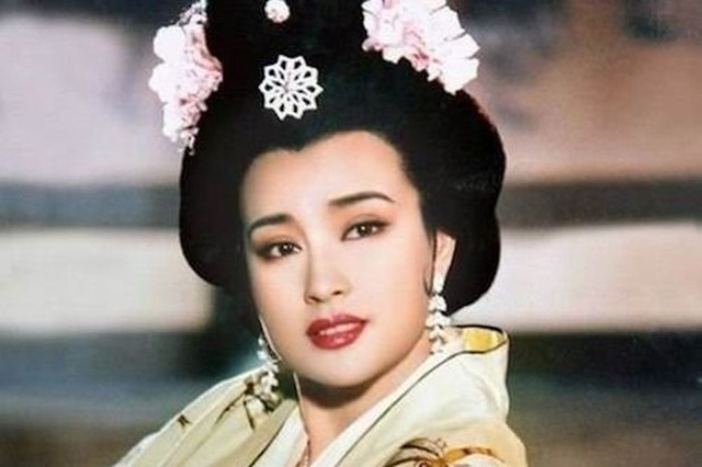Lưu Hiểu Khánh: U70 vẫn thích “cưa sừng”, cuộc đời như một cuốn phim Luu Hieu Khanh: U70 van thich “cua sung”, cuoc doi nhu mot cuon phim