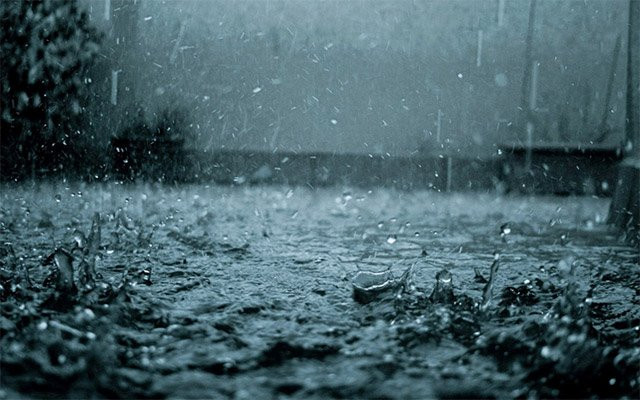 Sau mưa lớn, tàu cổ 700 năm lộ diện chứa báu vật quý hơn vàng Sau mua lon, tau co 700 nam lo dien chua bau vat quy hon vang