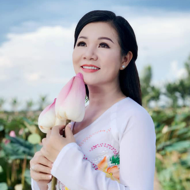 Nữ hoàng Bolero miền Tây Dương Hồng Loan: Không nên so sánh tôi với Thanh Thanh Hiền - Hình 4 Nu hoang Bolero mien Tay Duong Hong Loan: Khong nen so sanh toi voi Thanh Thanh Hien-Hinh-4