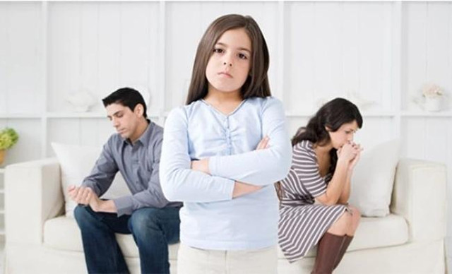 Chồng ngoại tình đòi ly hôn, vợ chăm sóc bố mẹ già và cái kết quá shock - Hình 2 Chong ngoai tinh doi ly hon, vo cham soc bo me gia va cai ket qua shock-Hinh-2