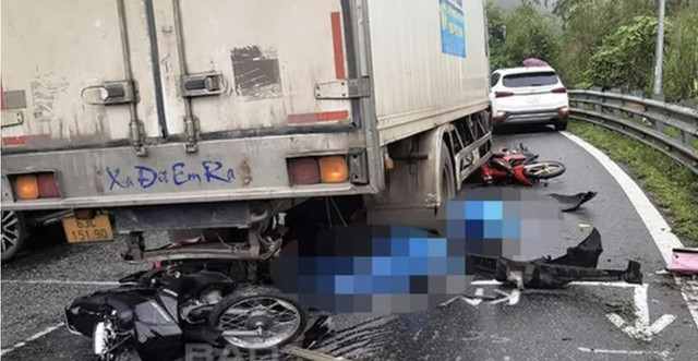 Tai nạn liên hoàn trên đèo Bảo Lộc, 2 người chết tại chỗ Tai nan lien hoan tren deo Bao Loc, 2 nguoi chet tai cho