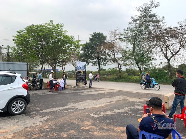 Cả làng đi buôn đất, truyền nhau cơ hội hốt tiền tỷ - Hình 2 Ca lang di buon dat, truyen nhau co hoi hot tien ty-Hinh-2