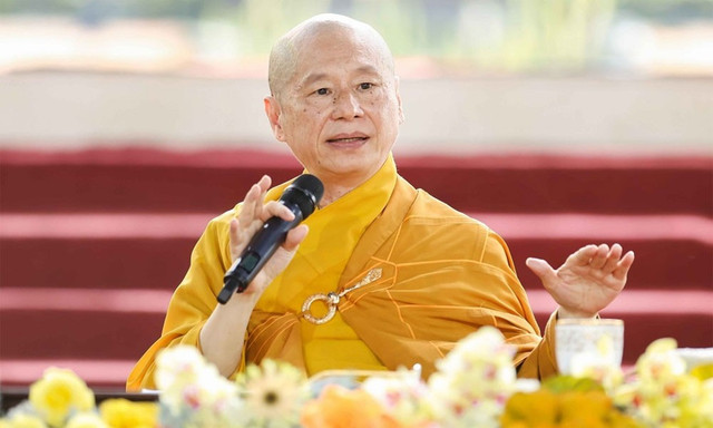 Thuyết pháp gây hoang mang: Đề xuất tăng nặng mức xử phạt Thuyet phap gay hoang mang: De xuat tang nang muc xu phat