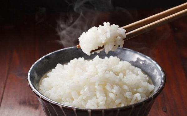 Ăn cơm không hề đơn giản, 4 sai lầm hầu hết người Việt đều mắc An com khong he don gian, 4 sai lam hau het nguoi Viet deu mac