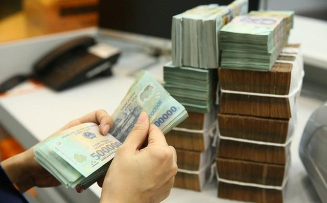 Chấn chỉnh ngân hàng "dụ" người gửi tiết kiệm mua trái phiếu Chan chinh ngan hang