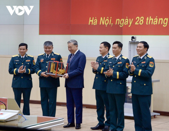 Tổng Bí thư Tô Lâm thăm, chúc Tết Đảng bộ Hà Nội - Hình 4 Tong Bi thu To Lam tham, chuc Tet Dang bo Ha Noi-Hinh-4