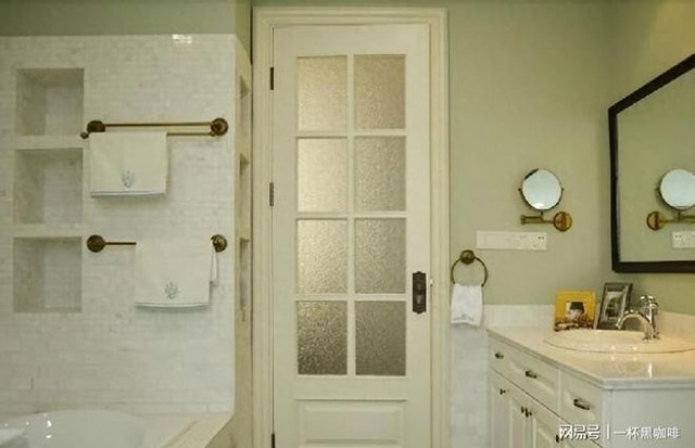 Cổ nhân dặn: Cửa chính hướng 3 hướng này làm như trâu vẫn nghèo - Hình 3 Co nhan dan: Cua chinh huong 3 huong nay lam nhu trau van ngheo-Hinh-3