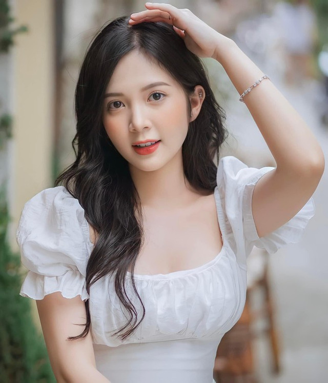 Cựu sinh viên Sư phạm hé lộ thử thách vào vai cô gái bị ám ảnh tâm lý Cuu sinh vien Su pham he lo thu thach vao vai co gai bi am anh tam ly