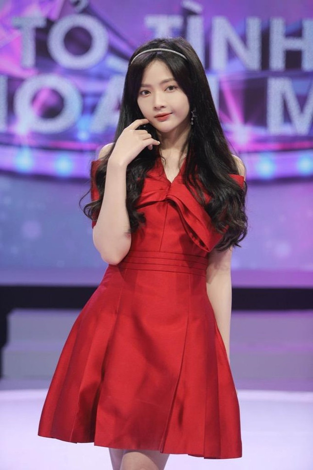 Tỏ tình hoàn mỹ: “Hot girl ảnh thẻ” khóc nức nở khi từ chối nam chính - Hình 4 To tinh hoan my: “Hot girl anh the” khoc nuc no khi tu choi nam chinh-Hinh-4