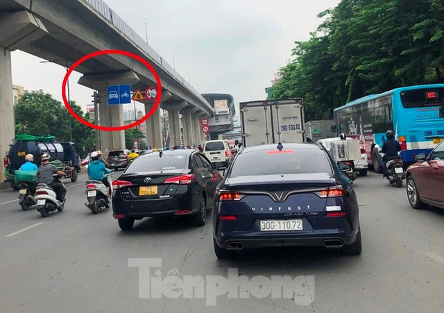 Thấy gì sau 2 ngày tách dòng ô tô, xe máy trên đường Nguyễn Trãi - Hình 11 Thay gi sau 2 ngay tach dong o to, xe may tren duong Nguyen Trai-Hinh-11