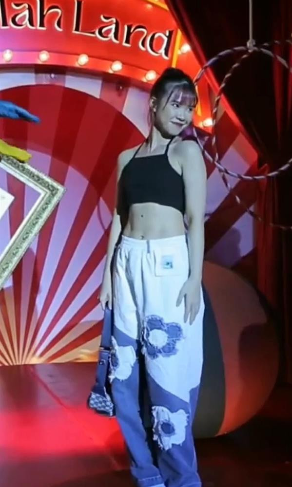 Body "khét lẹt" của Khởi My bắt trọn qua cam thường - Hình 4 Body