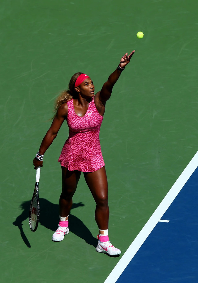 Serena Williams phải cởi 4 lớp áo để thi đấu - Hình 9 Serena Williams phai coi 4 lop ao de thi dau-Hinh-9