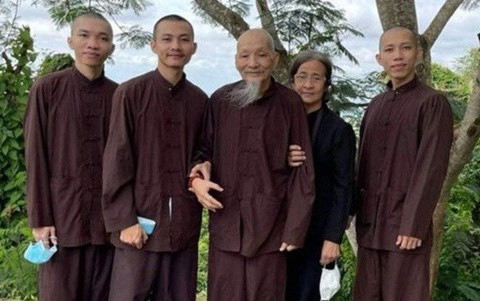 Vai trò của ông Lê Tùng Vân và đồng phạm trong vụ Tịnh thất Bồng Lai - Hình 2 Vai tro cua ong Le Tung Van va dong pham trong vu Tinh that Bong Lai-Hinh-2
