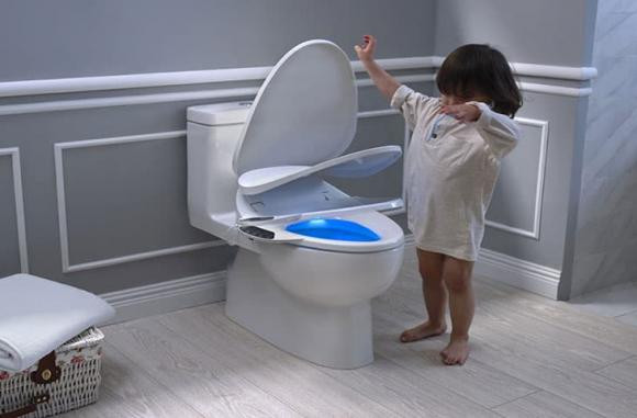 Có nên đậy nắp bồn cầu sau khi sử dụng? Nhiều người làm sai - Hình 5 Co nen day nap bon cau sau khi su dung? Nhieu nguoi lam sai-Hinh-5