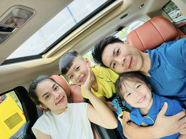 'O Sen' Ngọc Mai 3 lần diện áo cô dâu vẫn không hôn lễ - Hình 5 'O Sen' Ngoc Mai 3 lan dien ao co dau van khong hon le-Hinh-5