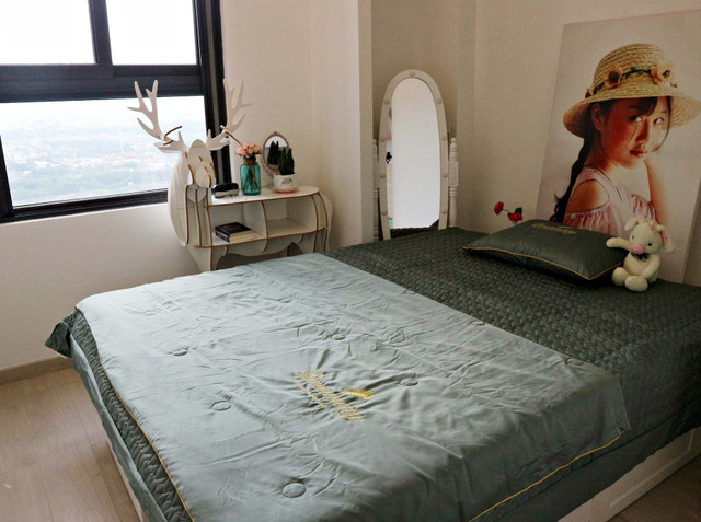 Căn hộ búp bê của nữ gia chủ yêu màu xanh và hồng, dùng thùng gỗ làm giường - Hình 19 Can ho bup be cua nu gia chu yeu mau xanh va hong, dung thung go lam giuong-Hinh-19