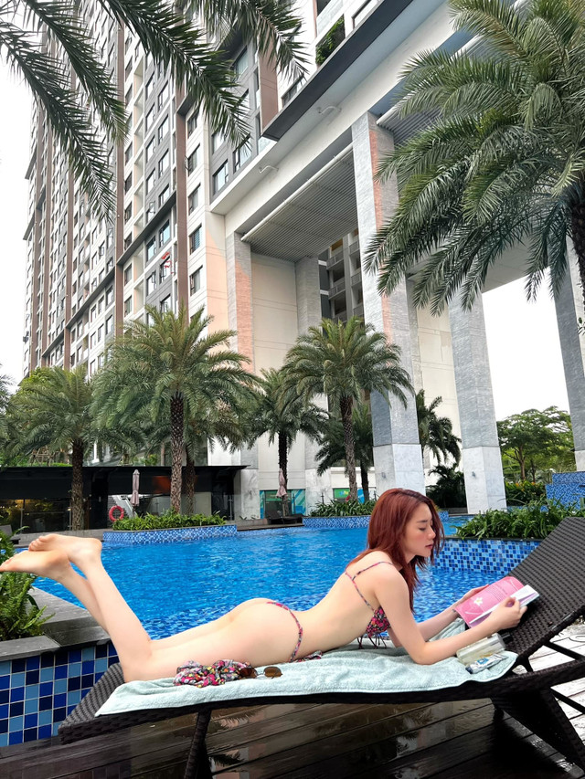 Đường cong sexy của ca sĩ Thiều Bảo Trang - Hình 16 Duong cong sexy cua ca si Thieu Bao Trang-Hinh-16