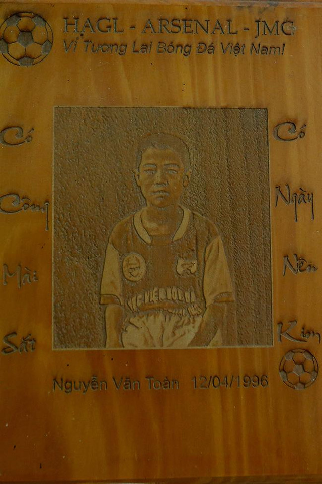 Văn Toàn xây "túp lều tranh", chưa xong đã thấy hoành tráng - Hình 9 Van Toan xay