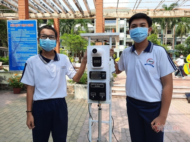 Ngả mũ 4 sáng chế ấn tượng của học sinh Việt Nam - Hình 4 Nga mu 4 sang che an tuong cua hoc sinh Viet Nam-Hinh-4