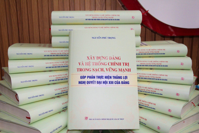 Hai cuốn sách tâm huyết của Tổng Bí thư Nguyễn Phú Trọng - Hình 2 Hai cuon sach tam huyet cua Tong Bi thu Nguyen Phu Trong-Hinh-2