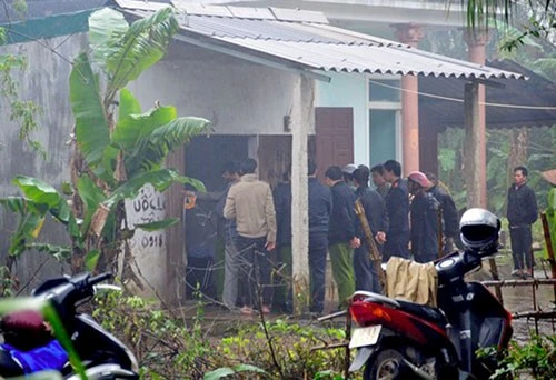 Tiếng thét trong ngôi nhà mới xây tố tội ác tên sát nhân giả gái